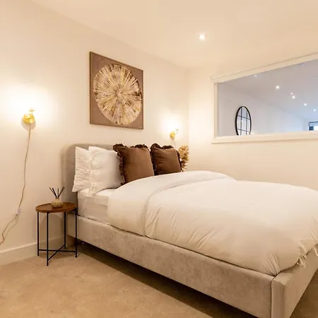Spacious 2-bed Apartment, Free Parking&contractor Friendly Apartamento Leeds (West Yorkshire)