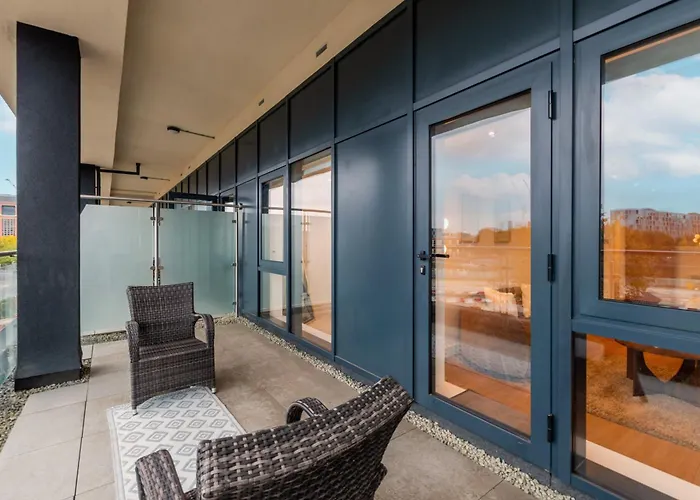 Spacious 2-bed Apartment, Free Parking & Contractor Friendly * Leeds (West Yorkshire)